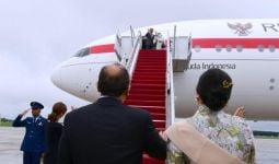 Sosok Ini Melepas Kepulangan Jokowi ke Indonesia di Washington - JPNN.com