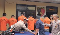 Polisi Menggerebek Indekos di Garut, Kecurigaan Warga Terbukti - JPNN.com