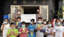 Bantuan Yili Indonesia Datang, 200 Anak Yatim Senang, Lihat Itu - JPNN.com