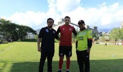 Striker Naturalisasi Silvio Escobar Resmi Berseragam Semen Padang FC - JPNN.com