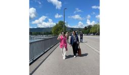 Dampingi Suami ke Swiss, Para Istri Menteri Pamer Jalan-Jalan, Lihat Fotonya - JPNN.com