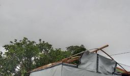 Ya Tuhan, Belasan Hunian Sementara Korban Gempa Rusak - JPNN.com