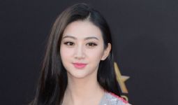 Promosikan Permen Terlarang, Aktris Cantik China Didenda Rp 15,6 Miliar - JPNN.com