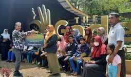 Pegadaian Beri Beasiswa Kepada 96 Anak Pengurus Bank Sampah Binaan - JPNN.com