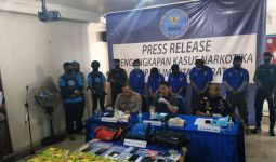 Penampakan Tumpukan 31 Kilogram Sabu-Sabu Asal Malaysia - JPNN.com