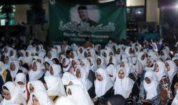 Ribuan Santri di Banten Mendoakan Ganjar Pranowo Jadi Presiden - JPNN.com