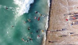 Alhamdulillah, Warga Gaza Akhirnya Bisa Menikmati Laut Bersih - JPNN.com