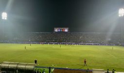 Arema FC Kalah 0-1 dari PSM, Pluim Bikin Gol pada Detik ke-33 - JPNN.com