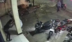 Video Viral Pencuri Motor Menembak Warga di Bekasi, Menegangkan - JPNN.com