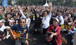 Puluhan Ribu Warga Tangerang Padati Konser Kotak, Ada Gus Muhaimin - JPNN.com