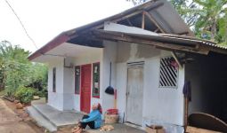 Kemensos Beri Bantuan Rumah dan Listrik, Hidup Mirah Kini Makin Terang dan Berwarna - JPNN.com