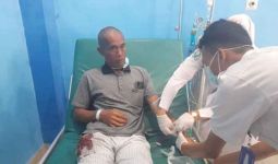 Sekjen LPKPI Diserang Pria Bersenpi di Rumah, Ujang Abdullah Berdarah-darah - JPNN.com