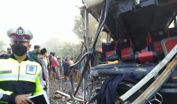Kecelakaan Maut Bus PMS vs PMH di Jalinsum, 7 Orang Tewas, Belasan Luka-Luka - JPNN.com
