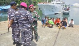 Masuk Wilayah Teritorial Indonesia Tanpa Izin, Kapal Penangkap Ikan Asal Taiwan Ditangkap TNI AL - JPNN.com