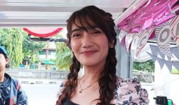 Disebut Mirip Iis Dahlia, Revi Mariska Singgung Panjat Sosial - JPNN.com