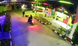 Detik-detik Pria Tewas Dikeroyok 3 Orang di Bekasi, Ada yang Aneh - JPNN.com