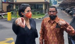 Nikita Mirzani Ke Polres Metro Jakarta Selatan, Mau Apa? - JPNN.com