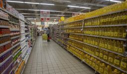 Malaysia pun Tak Kuat, Subsidi Minyak Goreng Bakal Dicabut - JPNN.com