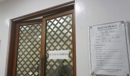 Jenazah Rima Melati Disemayamkan di Rumah Duka, Keluarga Minta Privasi  - JPNN.com