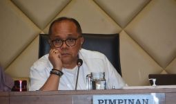Pejabat Kementerian ATR/BPN Pakai Baret hingga Tongkat Komando, Junimart Bilang Begini - JPNN.com