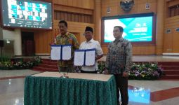 UT Resmi Gandeng Garuda Indonesia untuk Mobilitas Warga Kampus - JPNN.com