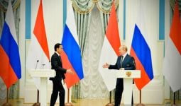 Malam-malam, Jokowi Telepon Putin, Bicara soal Kesepakatan Laut Hitam, Apa Itu? - JPNN.com