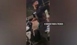 Kronologi Pria Beratribut Polisi Menusuk Ibu & Anak di Bekasi, Sungguh Sadis - JPNN.com