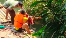 Mayat Wanita Ditemukan Mengambang di Danau GSA Cisauk, Oh Ternyata - JPNN.com