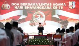 Peringatan HUT ke-76 Bhayangkara, Kapolri Gelar Doa Lintas Agama - JPNN.com