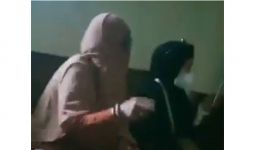Viral Video Guru Wanita Hina Habib Rizieq Diduga Dipersekusi, Kombes Zulpan Merespons Begini - JPNN.com