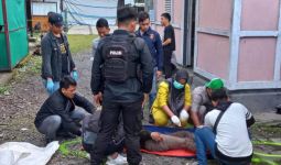 Pria Dibunuh, Polisi Temukan Pakaian, Sajadah, Peci - JPNN.com