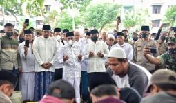 Wali Kota Bobby Berkurban 10 Lembu, Beratnya Bukan Kaleng-Kaleng - JPNN.com