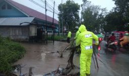 2 Orang Tewas Akibat Banjir dan Tanah Longsor di Ambon - JPNN.com