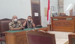 Denny Indrayana Minta KPK Santai Saja, Tunggu Proses Hukum - JPNN.com
