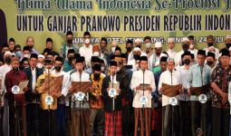 Ratusan Ulama dan Cendikiawan Muslim Jateng Sepakat Dukung Ganjar Pranowo - JPNN.com