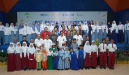 Pupuk Kaltim Salurkan Beasiswa Bagi 48 Anak Kurang Mampu di Bontang - JPNN.com