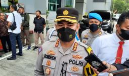 Kombes Raden Romdhon Keluarkan Perintah Tembak di Tempat - JPNN.com