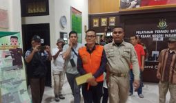2 Mantan Direktur RSUD Pasaman Barat Jadi Tersangka Korupsi, 1 Pingsan Saat akan Ditahan - JPNN.com