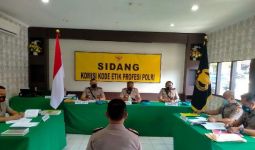 Mantan Danki Brimob Jalani Sidang Kode Etik, Keputusan Ketua Bikin si Perwira Murung - JPNN.com