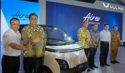Menko Airlangga Sebut Wuling Air Ev Bakal jadi Kendaraan G20 di Bali - JPNN.com