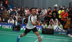 Buka Acara Turnamen Wali Kota Sukabumi, Taufik Hidayat Hibur Penonton GOR Merdeka - JPNN.com
