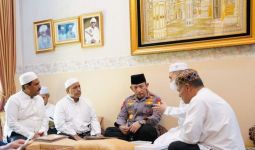 Kapolri Jenderal Listyo Menganggap Habib Zein bin Umar Seperti Ayah Sendiri - JPNN.com