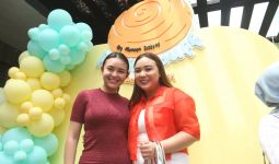 Manopo Sisters Makin Serius Berbisnis Kue Sus Kekinian, NIh Buktinya - JPNN.com