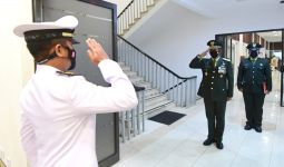 Perwira TNI AL Terpilih Menjadi Komandan Upacara di Istana, Kopassus Jadi Cadangan - JPNN.com