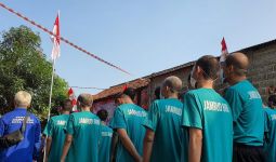 Puluhan ODGJ Ikut Upacara HUT ke-77 RI di Bekasi, Begini Penampakannya - JPNN.com