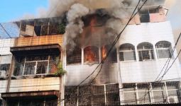 6 Orang Tewas Akibat Kebakaran Indekos di Tambora Jakarta Barat - JPNN.com