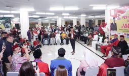Bantu UMKM Bangkit, Sandiaga Uno Buka Pesta Rakyat di Bekasi - JPNN.com