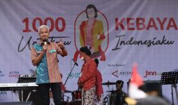 Ganjar Pranowo Ajak Masyarakat Pakai Baju Adat Tiap Kamis - JPNN.com