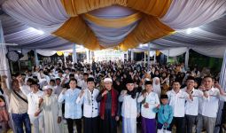 Kiai Karawang Sebut Ganjar Pranowo Jika jadi Presiden Bisa Lebih Memajukan Indonesia - JPNN.com