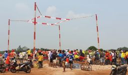 Ratusan Orang Ramaikan Lomba Burung Merpati di Bekasi, Hadiahnya Enggak Main-Main - JPNN.com